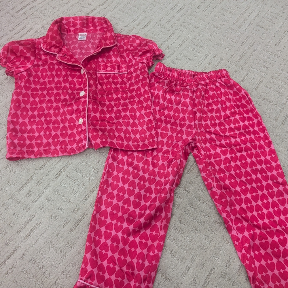 Heart Patterned Pink Kids Pajamas